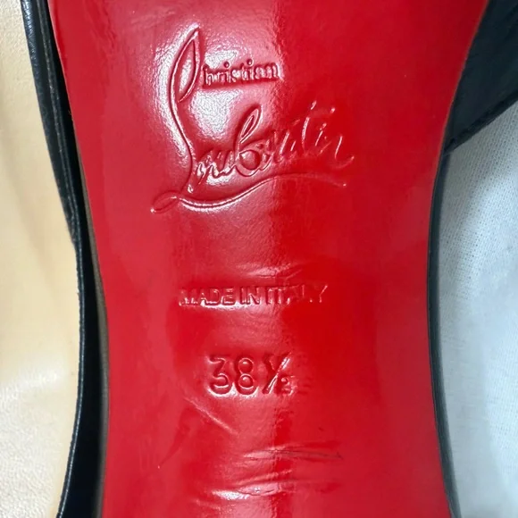 Christian Louboutin Black Pointed-Toe Iriza leather Pumps - Picture 10 of 12